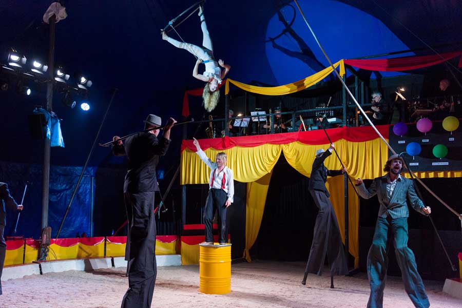Der aufhaltsame Aufstieg des Arturo Ui - Luisenburg Festspiele Wunsiedel